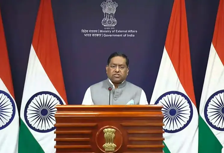 শেখ হাসিনাকে প্রত্যর্পণের অনুরোধ খতিয়ে দেখা হচ্ছে: জয়সোয়াল
