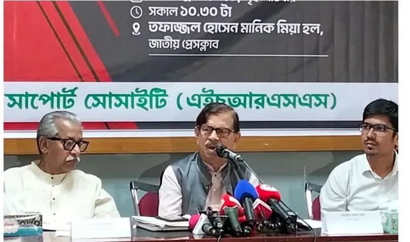 কার্ডের রাজনীতি শ্রমিকের ভাগ্যোন্নয়ন কতটা নিশ্চিত করছে, প্রশ্ন মাহমুদুর রহমান মান্নার
