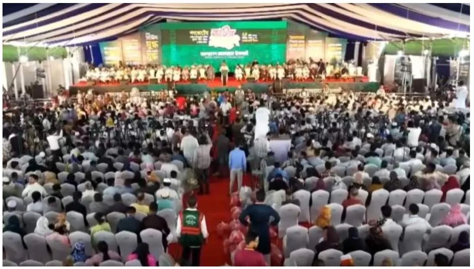 জুলাই শহিদ পরিবার ও জুলাই যোদ্ধাদের নিয়ে চলছে জামায়াতের সমাবেশ