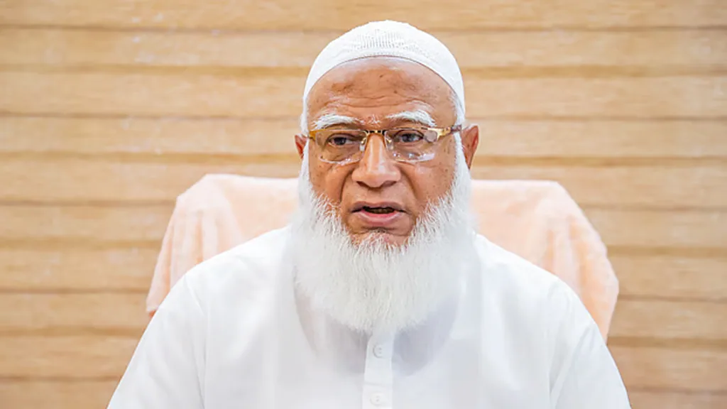 ঈদযাত্রায় ভাড়া কেলেঙ্কারি নিয়ে জাতি হিসেবে আমরা লজ্জিত: জামায়াত আমির