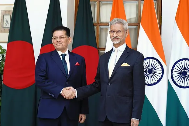 দিল্লিতে বৈঠকের পর জয়শঙ্করের সঙ্গে একান্ত আলোচনায় খলিলুর রহমান