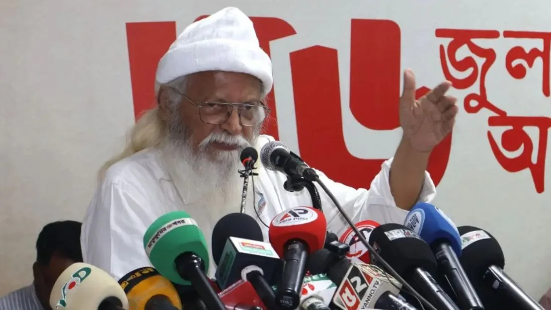 ফ্যাসিবাদী ব্যবস্থার বিলোপ চাইলে বাহাত্তরের সংবিধান বাতিল করতে হবে: ফরহাদ মজহার