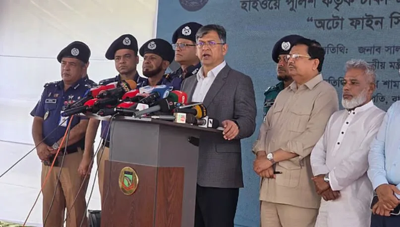 মহাসড়কে এআই ক্যামেরার কারণে চাঁদাবাজি কমবে: স্বরাষ্ট্রমন্ত্রী