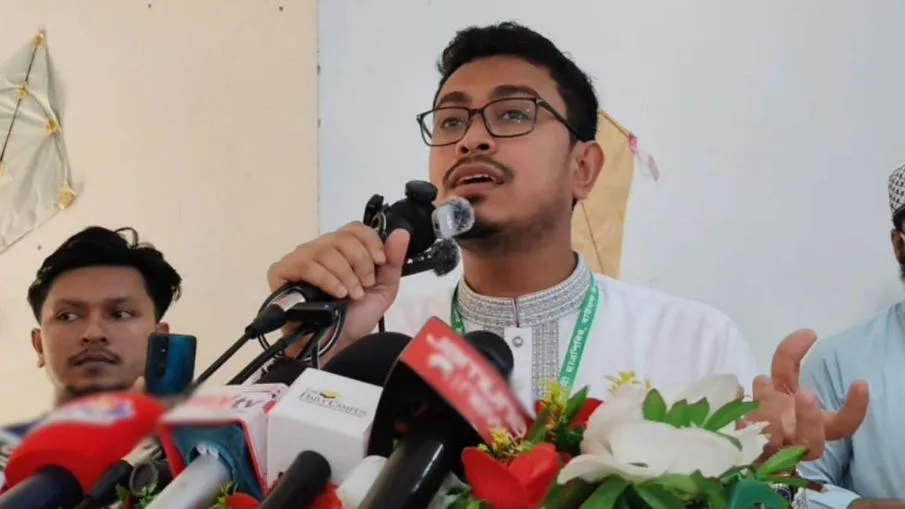 ডাকসু ১১ মাসে যে কাজ করেছে, তা ১০৫ বছরেও হয়নি: সাদিক কায়েম