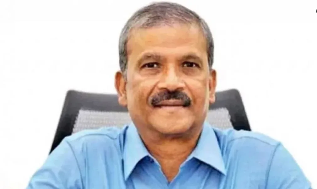 কাদের ধান্দাবাজ বলছেন আসিফ নজরুল?