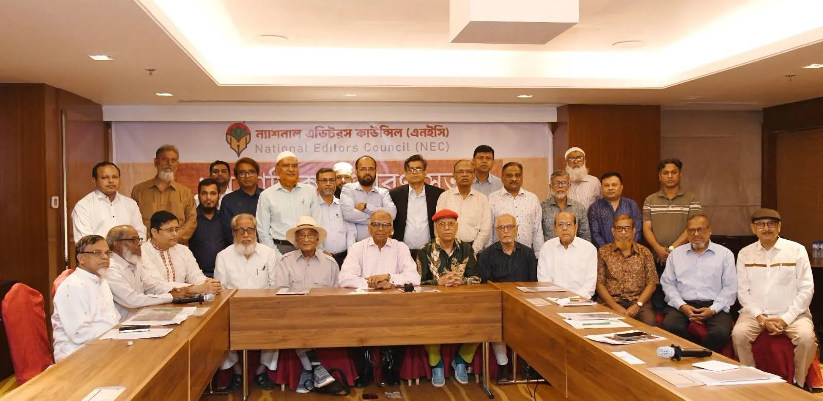 সম্পাদকদের নতুন জোট, নেতৃত্বে শফিক রেহমান ও মাহমুদুর রহমান