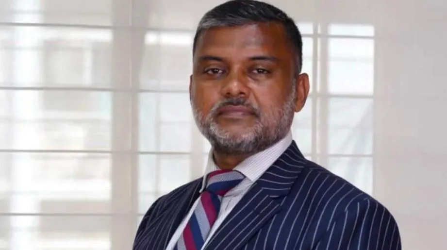 গ্যাস-বিদ্যুৎ সংকট সমাধানে সবাইকে নিয়ে বসুন, ইগো দেখানোর কিছু নেই: শিশির মনির