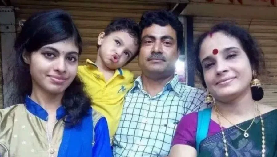 সপরিবারে শিক্ষক হত্যা মামলার তদন্তভার থানা থেকে ডিবিতে হস্তান্তর