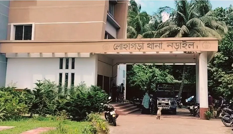 আওয়ামী লীগের ৪২ জনের বিরুদ্ধে মামলা