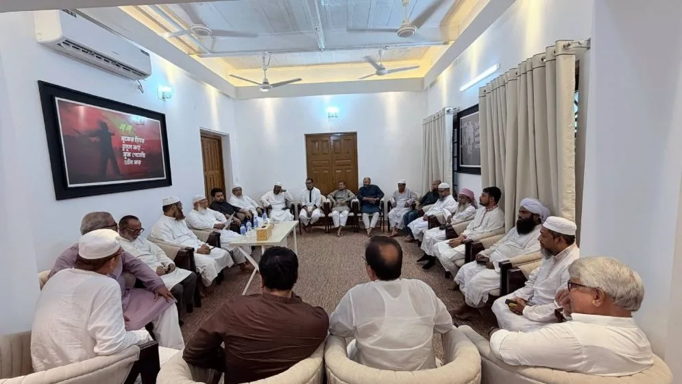 গণভোটের রায় বাস্তবায়নের দাবিতে ১১ দলীয় ঐক্যের লংমার্চ ঘোষণা