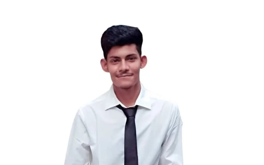চাঁদা না দেওয়ায় যুবদল কর্মীকে কোপানোর অভিযোগ সাবেক ছাত্রলীগ নেতার বিরুদ্ধে