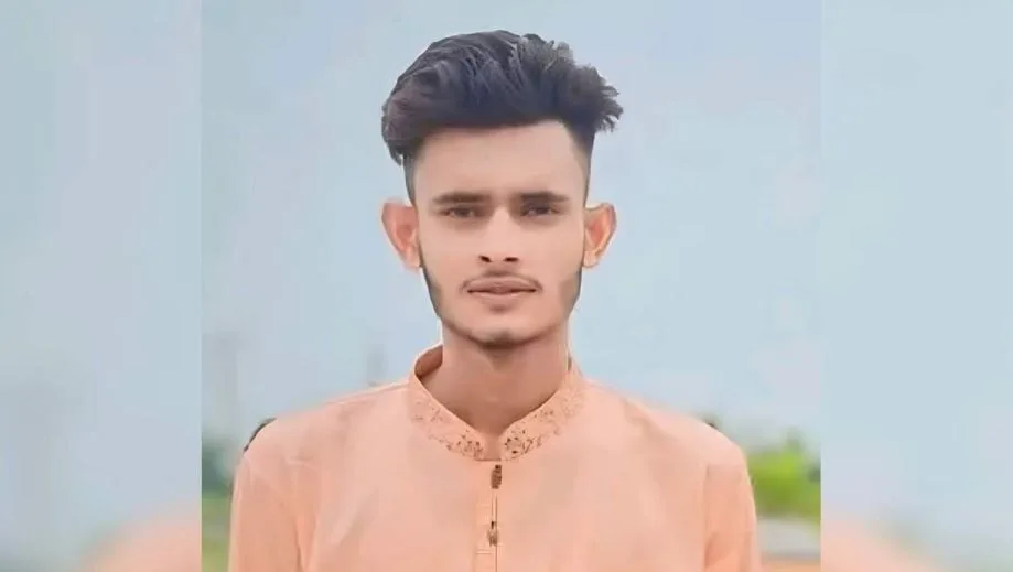 ‘ফিল্মি স্টাইলে’ নববধূকে অপহরণের অভিযোগ ছাত্রদল কর্মীর বিরুদ্ধে